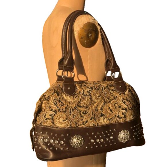 Rustic Couture medium maximalist  studs quilted handbag satchel bag - Picture 2 of 16